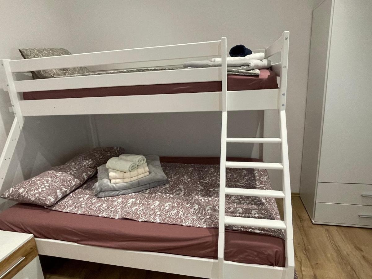 Apartmaji Meduza 2 イゾラ エクステリア 写真