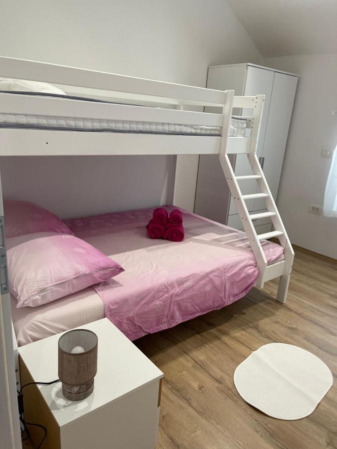 Apartmaji Meduza 2 イゾラ エクステリア 写真
