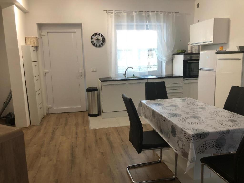 Apartmaji Meduza 2 イゾラ エクステリア 写真