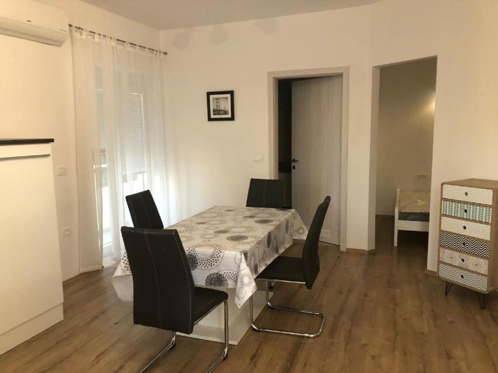 Apartmaji Meduza 2 イゾラ エクステリア 写真