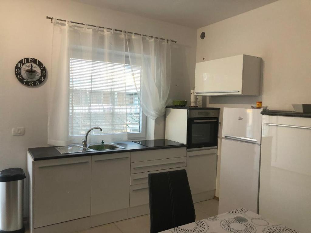 Apartmaji Meduza 2 イゾラ エクステリア 写真